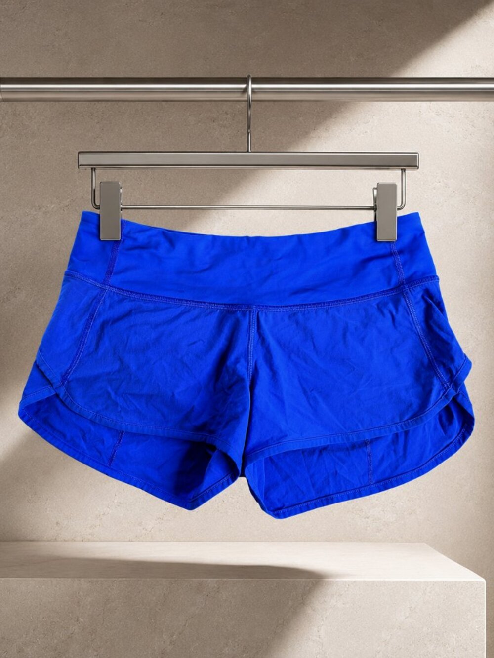 Lululemon Speed Up Shorts Womens Size 2 Royal Blue Lined 2.5" Running Zip Pocket